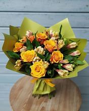 Букет цветов из:  Альстромерии и Розы в Октябрьском Оренбургская область