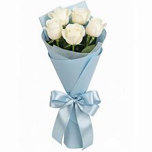 Букет 5 Белых роз Проуд в Октябрьском Оренбургская область