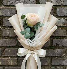 Букет цветов из:  Розы в Октябрьском Оренбургская область