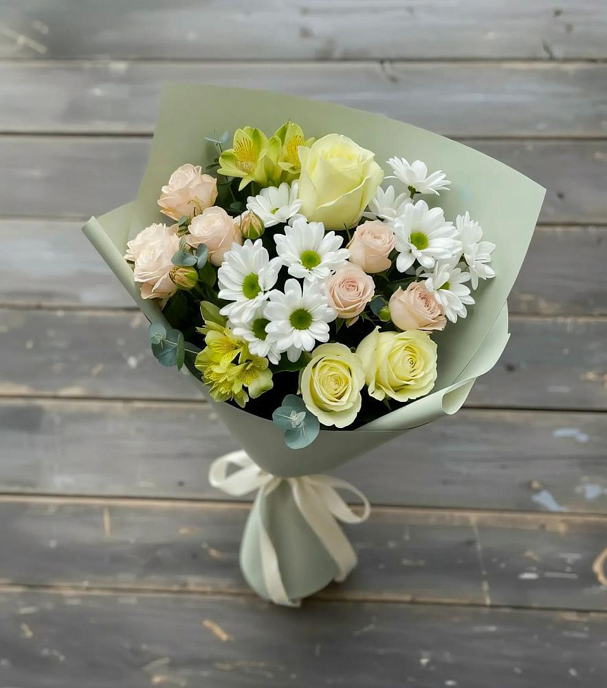 Букет цветов из: Альстромерии, Розы и Хризантемы в Октябрьском Оренбургская область