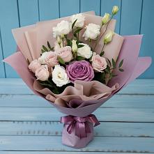 Букет цветов из:  Розы и Лизиантусы в Октябрьском Оренбургская область