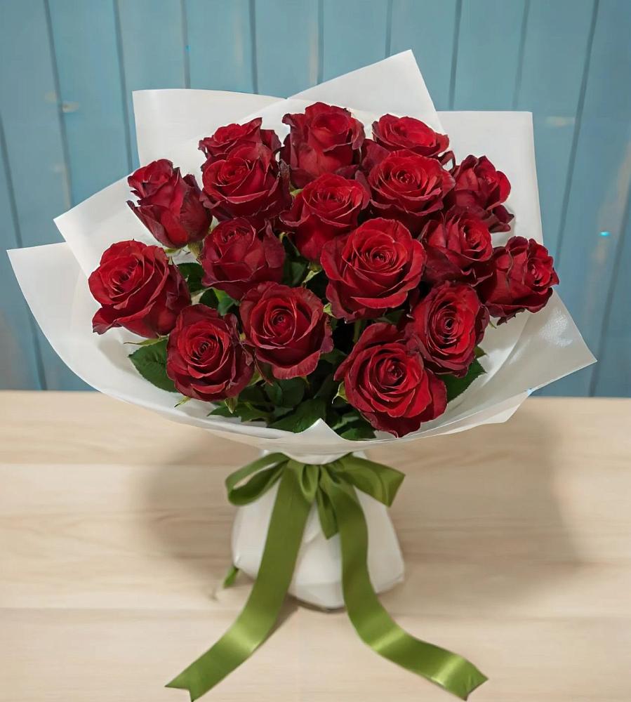 Букет Красные розы в Октябрьском Оренбургская область