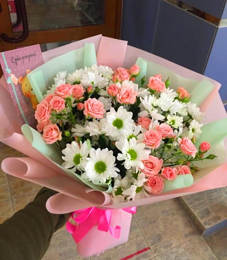 Букет цветов из: Розы и Хризантемы в Октябрьском Оренбургская область