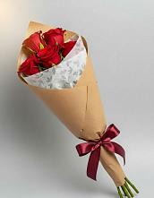 Букет цветов из:  Розы в Октябрьском Оренбургская область