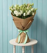 Букет цветов из:  Лизиантусы в Октябрьском Оренбургская область