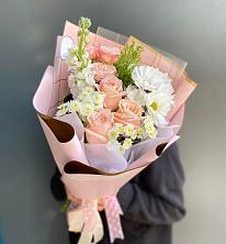 Букет цветов из:  Хризантемы и Розы в Октябрьском Оренбургская область