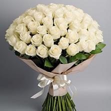 Букет 101 беля роза Белоснежка в Октябрьском Оренбургская область