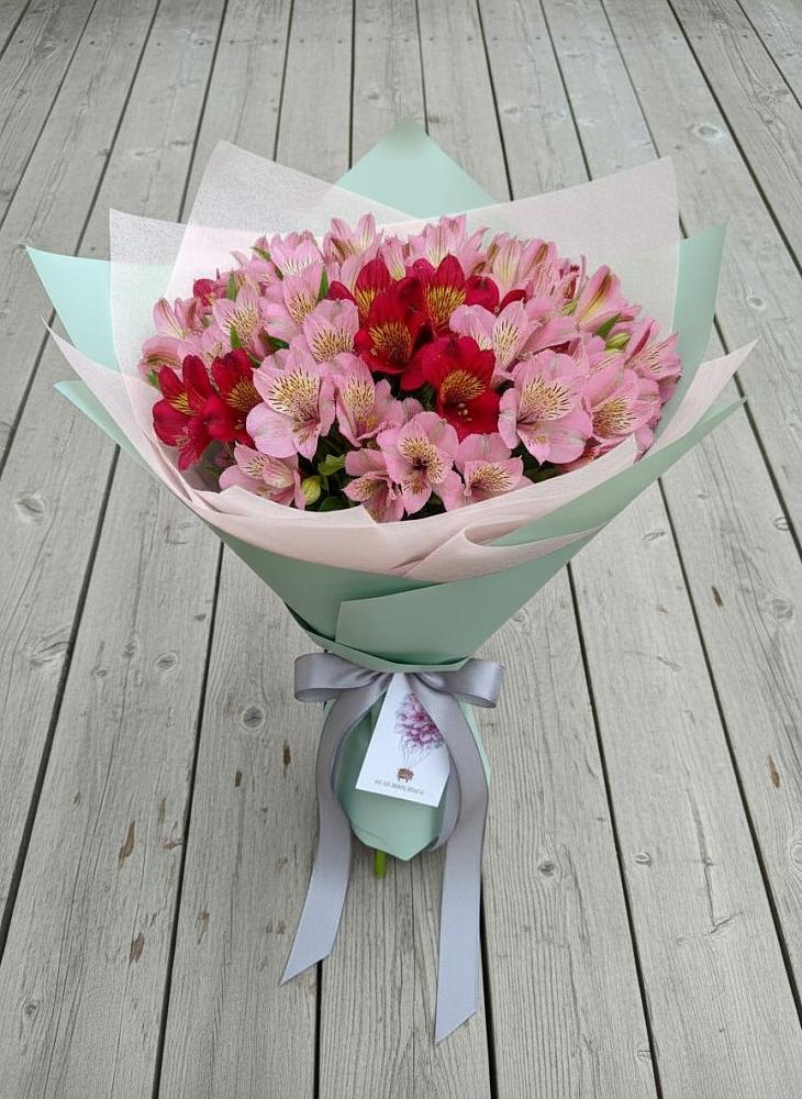 Букет цветов из: Альстромерии в Октябрьском Оренбургская область