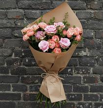 Букет цветов из:  Розы в Октябрьском Оренбургская область