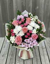 Букет цветов из:  Альстромерии, Гвоздики, Розы и Хризантемы в Октябрьском Оренбургская область