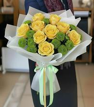 Букет цветов из:  Хризантемы и Розы в Октябрьском Оренбургская область