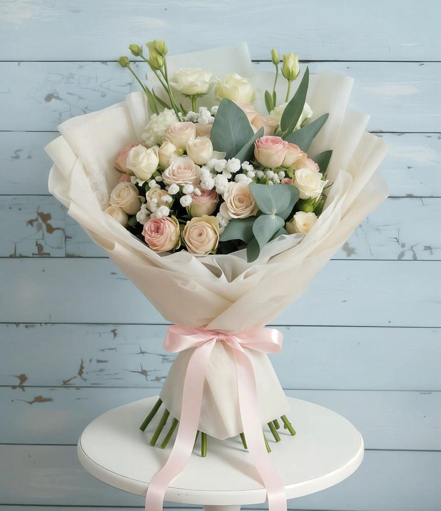 Букет цветов из: Розы и Лизиантусы в Октябрьском Оренбургская область