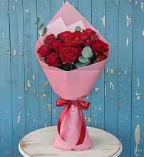 Букет цветов из:  Розы в Октябрьском Оренбургская область