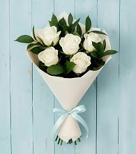 Букет цветов из:  Розы в Октябрьском Оренбургская область