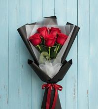 Букет цветов из:  Розы в Октябрьском Оренбургская область