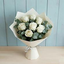 Букет Белые розы в Эвкалипте в Октябрьском Оренбургская область