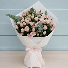 Букет цветов из:  Розы в Октябрьском Оренбургская область