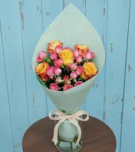 Букет цветов из:  Розы #REPLACE_PRED# Октябрьском Оренбургская область